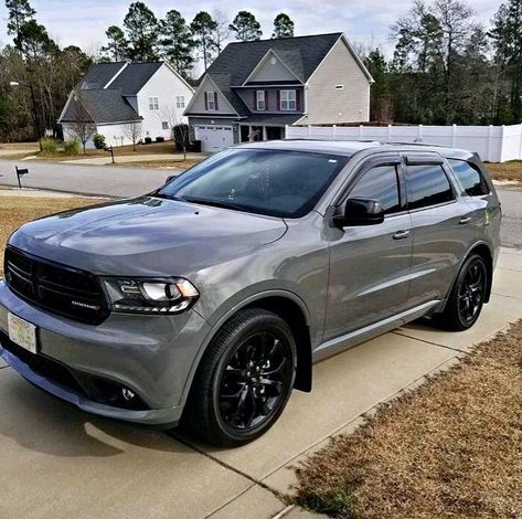 Dodge Durango Black Rims, Dodge Suv Durango, Dodge Durango Accessories, Dodge Durango R/t, Dodge Durango Aesthetic, Lifted Durango, Mom Car Vehicles, Dodge Durango Interior, Durango Truck