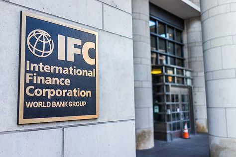 Sri Lankan Banks Secures $400 Mn Financing From IFC International Finance, Global Poverty, Trade Finance, Border Wall, World Bank, Business Trends, Vision Board Inspiration, Investment Portfolio, Tech Startups