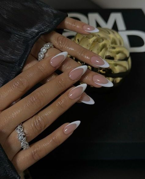 Almond Shape White French Tip, Almond Nails With A Point, White Tips On Almond Nails, Almond Fresh Tip Nails, White And Pink Nails French Tips, Medium Almond Nails Designs French Tip, White With White French Nails, Almond Nails Designs Summer White, Almond Nails With White Tips