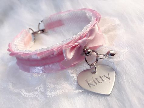 Kitten Play Collar, Puppy Time, Pet Spaces, Kitten Collars, Kawaii Core, Puppy Play, Kittens Playing, Pink Girly Things, الرسومات اللطيفة