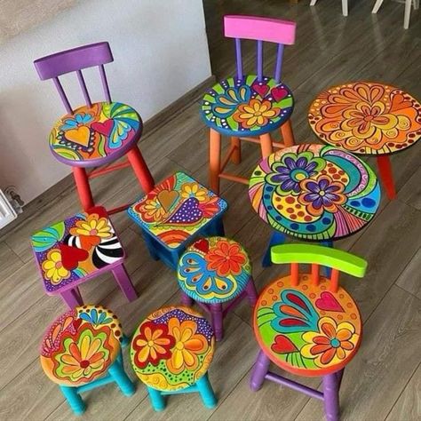 (9) Facebook Painted Stools Ideas, Boho Furniture Painted, Funky Furniture Diy, Stool Painting, Whimsical Chairs, Hand Painted Stools, Painted Wooden Chairs, Hand Painted Chairs, Painted Stools