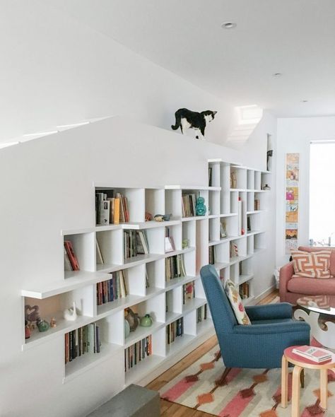 High Feline Design: 10 Modern Homes with Built-In Cat Friendly Features - WebUrbanist Cat Architecture, Reading Room Design, Row House Design, Playgrounds Architecture, Stool For Living Room, Creative Bookshelves, Brooklyn Brownstone, Cat Playground, Playground Design