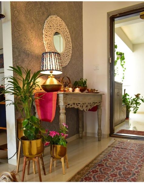 Passage Decor, Plants Corner, Corner Aesthetic, Apartment Rustic, Plants Interior, Flat Interior Design, Sitting Arrangement, Indian Room, Indian Room Decor