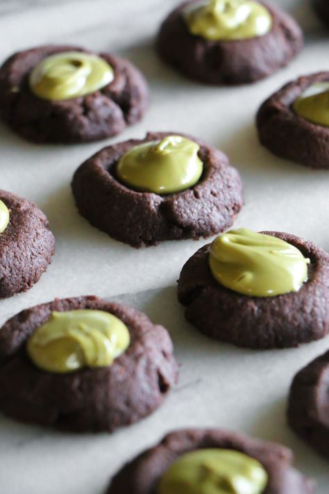 Chocolate Thumbprint Cookies with Favuzzi Pistachio Cream - Lepp Farm Market Chocolate Pistachio Thumbprint Cookies, Pistachio Cream Cookies, Pistachio Cookie, Chocolate Thumbprint Cookies, Thumbprint Cookie, Pistachio Recipes, Plain Cookies, Pistachio Cookies, Pistachio Cream