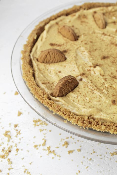 Gingersnap Pie Crust, Crumb Pie Crust, Thanksgiving Pie Crust, Gingersnap Pie, Gingersnap Crust Recipes, Sweet Potato Pumpkin, Flakey Pie Crust, Crumb Pie, Baked Pies