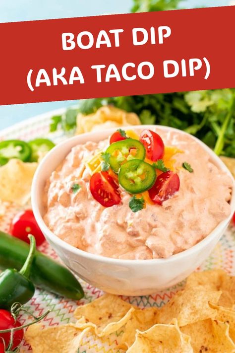 A bowl of boat dip on a table with chips around it. Fiesta Dip Recipe, Easy Recipes Slow Cooker, Appetizers Mexican, Boat Dip, Bbq Chicken Dip, Desserts Easy Recipes, Mexican Dip, Mexican Dips, Summertime Snacks