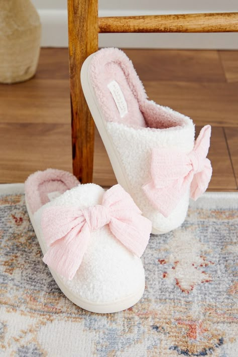 Gifts for Women Under $50 | Altar'd State Pink Cloud Slippers, Cute Preppy Gift Baskets, Comfy Slippers Aesthetic, Pink Girly Christmas Wishlist, Girly Sneakers Outfit, Pink Christmas Wishlist, Gifts Under $50, Cute Slippers Aesthetic, Girly Slippers