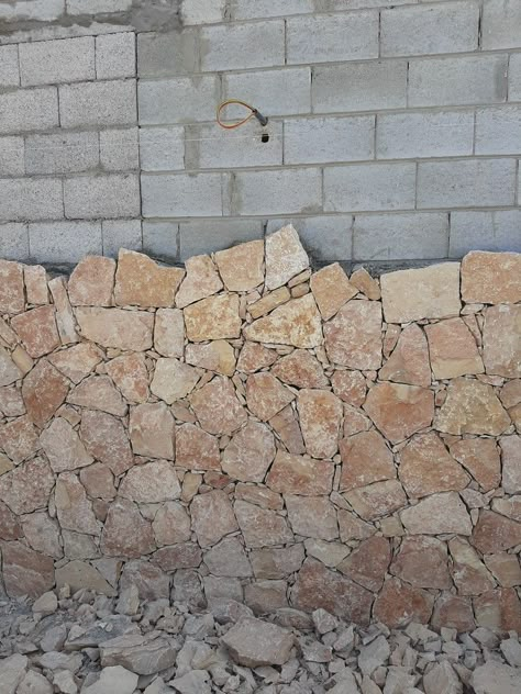 Rock Interior Wall, Stone Facade Texture, Faux Stone Panels Exterior, Stone Wall Outdoor, Stone Panels Exterior, Building A Stone Wall, Cladding Stone, Stone Wall Design, Stone Wall Cladding