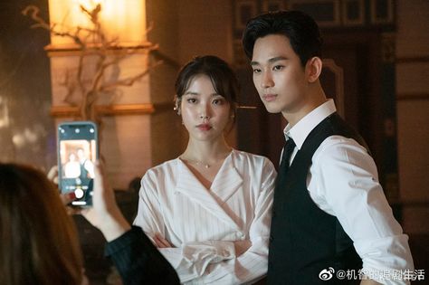 Kim Soo Hyun Abs, Hotel Del Lunar, Hotel Deluna, Jang Man Wol, Kim Soohyun, Lee Jieun, Korean Drama Movies, Korean Wave, Soo Hyun