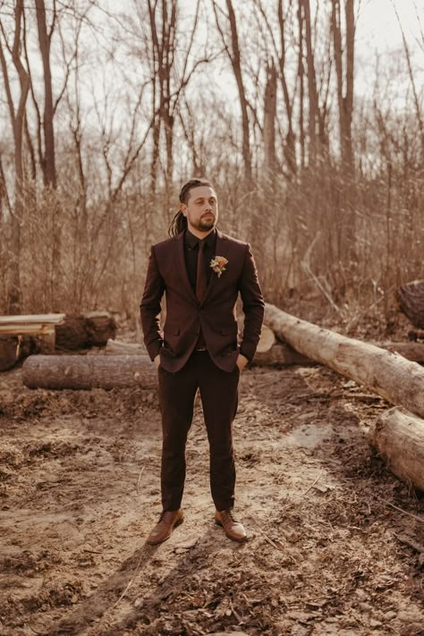 Groomsmen Attire Gothic, Grooms Brown Suit, Maroon Suit For Groom, Merlot Groom Suit, October Groom Attire, Black And Brown Suit Wedding, Non Traditional Groom Suit, October Wedding Suits, Brown Suit With Black Shirt