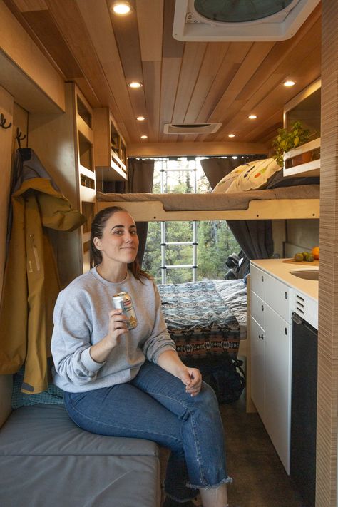 Aesthetic Van Life, Van Life Interior, Life Budget, Van Life Hacks, Van Life Aesthetic, Bus Living, Kombi Home, Van Conversion Interior, Van Life Diy