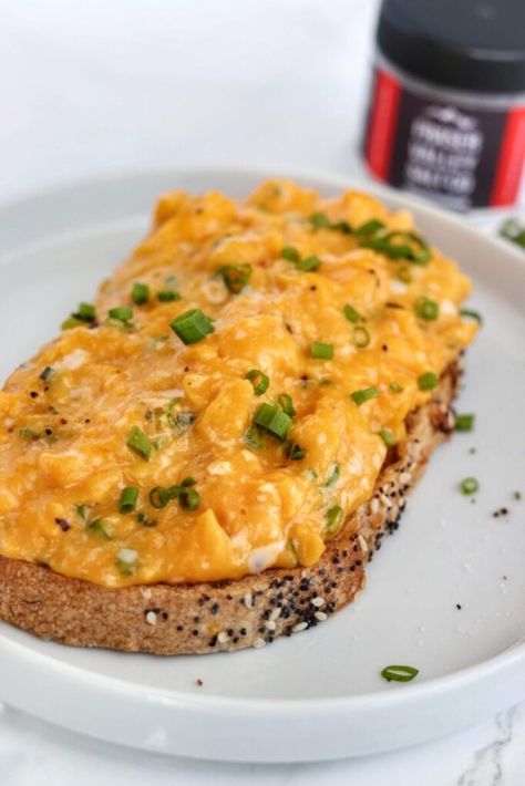 Crab And Eggs Breakfast, Gordon Ramsay Scrambled Eggs, Scrambled Eggs Healthy, Asian Potluck, Valentine's Breakfast, Crab Eggs, Fancy Eggs, Breakfast Eggs Scrambled, Best Scrambled Eggs