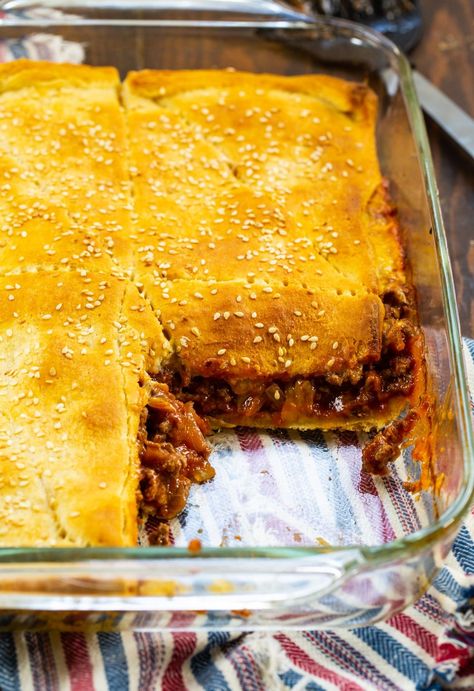 Sloppy Joe Crescent Squares Crescent Sheet Recipes, Easy Crescent Taco Bake, Crescent Roll Pastry, Crescent Squares, Crescent Roll Taco, Crescent Roll Taco Bake, Crescent Roll Casserole, Recipes Using Crescent Rolls, Sloppy Joe Recipe Easy