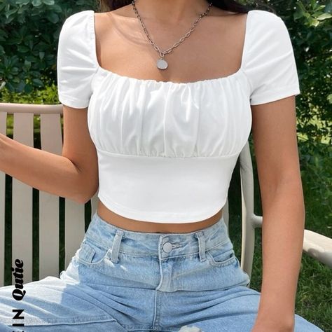 Square neck ruched bust crop top Dress Inspo, Dream Wardrobe, Square Neck, Try It, Wardrobe Essentials, Crop Top, Crop Tops, Square, Wardrobe