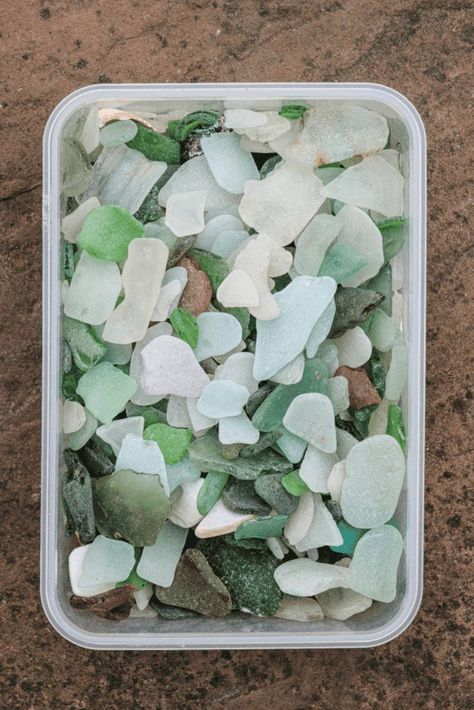 How to make sea glass jewelry Making Sea Glass Jewelry, Sea Glass Jewellery Ideas, How To Make Sea Glass Jewelry, Jewelry Queen, Sea Glass Diy, Beach Glass Jewelry, Seaglass Jewelry, Nautical Crafts, Treasure Jewelry