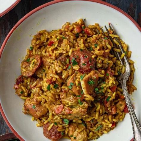 Popeyes Jambalaya Recipe, Chicken Boil, Brazilian Chicken, Cajun Jambalaya, Brazilian Dishes, South American Recipes, Brazilian Recipes, Mardi Gras Food, Jambalaya Recipe