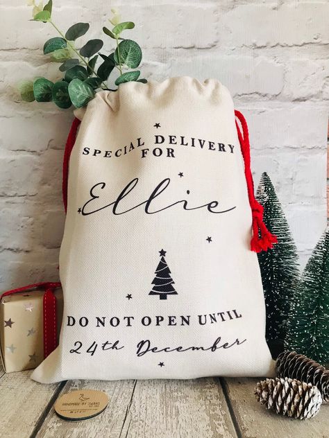 Christmas Gift Sack, Personalised Christmas Sack, Personalised Christmas Eve Box, Birthday Cards For Girlfriend, Cricut Christmas Ideas, Personalised Santa Sacks, Christmas Eve Traditions, Santa Bags, Gift Sack