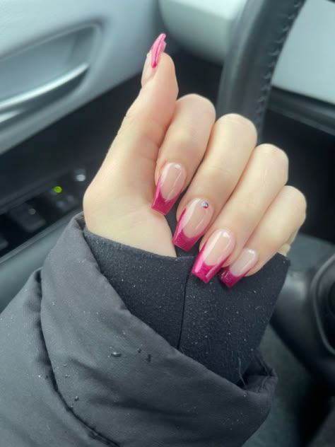 French tips acrylic nails. Got them done for my birthday last month 💞 Prom Nails For Fushia Dress, Shiny Pink French Tip Nails, Nails For Dark Pink Dress, Prom Nails For Magenta Dress, Hot Magenta Nails, Prom Nails Magenta, Magenta Nails French Tips, Magenta Tip Nails, Raspberry French Tip Nails