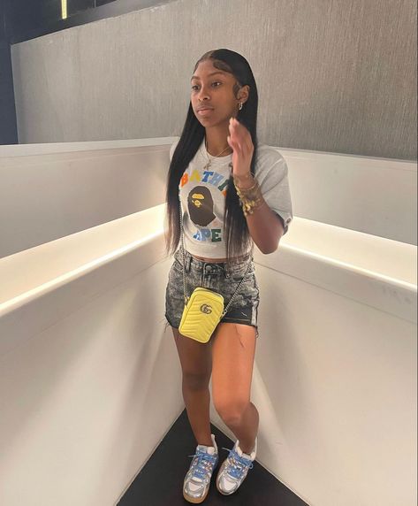 Topgolf Outfit Black Women, Designer Shoes Outfit Black Women, Dunk Outfit Black Women, Off White Shoes Outfits For Black Women, Versital Sew In Weave, Off White Dunks Outfits, Fly Outfit Black Women, First Day Of School Outfit Black Women, Dope Swag Outfits