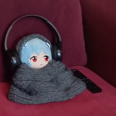 rei plush listening to music Rei Plush Pfp, Rei Ayanami Pfp, Evangelion Plush, Rei Ayanami Plush, Hello Kitty Pinata, Rei Pfp, Rei Plushie, Plush Rei, Rei Plush