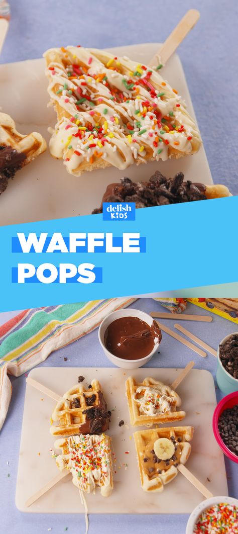 Waffle Pops make any other breakfast seem SO boring. Get the recipe at Delish.com. #waffle #pops #breakfast #dessert #brunch #kids #kidfriendly #chocolate #oreo #peanutbutter #banana Oreo Waffle Pops, Mimosas Brunch Party, Healthy Treats Kids, Baileys Trifle, Waffle Pops, Brunch Foods, Savory Waffles, Waffle Maker Recipes, Waffles Easy