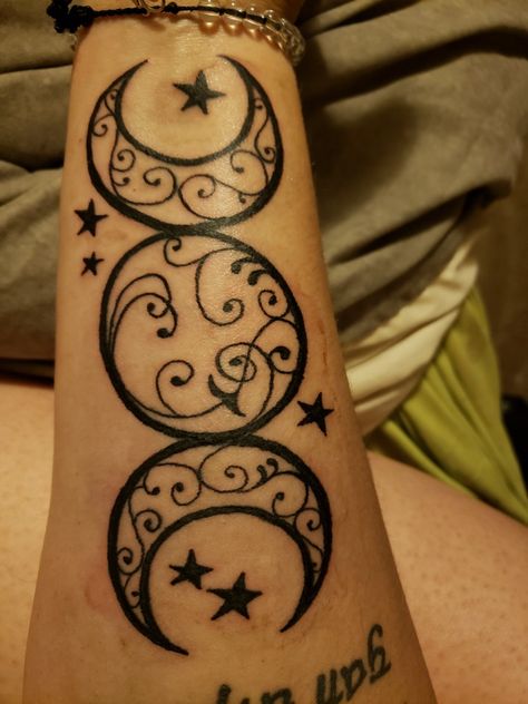 Triple Moon Tattoo Ideas, Three Moon Tattoo, Triple Moon Chest Tattoo Female, Triple Goddess Symbol Tattoo, Triple Moon Goddess Tattoo, Triple Goddess Tattoo Design, Triple Moon Design, Triple Goddess Tattoo, Triple Moon Goddess Wallpaper