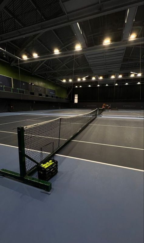 Tennis Tenis Aesthetic Sport, Tennis Court Aesthetic, Tenis Aesthetic, Mode Tennis, Tennis Lifestyle, Indoor Tennis, Tennis Pictures, Tennis Aesthetic, Tennis Life