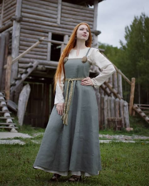 Viking Outfit, Viking Clothes, Celtic Dress, Viking Cosplay, Aged Clothing, Viking Garb, Viking Dress, Viking Life, Viking Costume