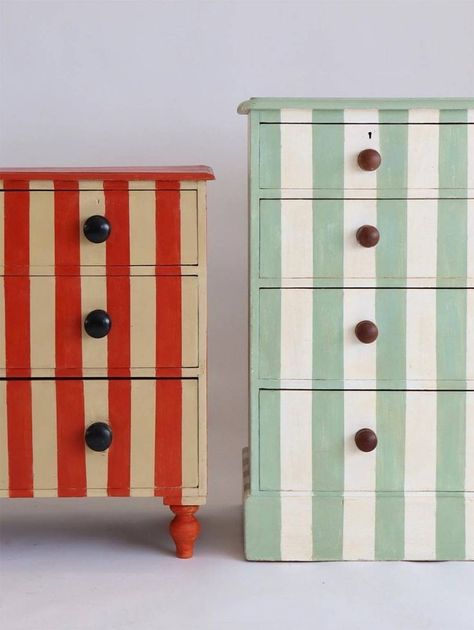 Antique Chest Of Drawers, Antique Chest, Flipping Furniture, Boy's Room, 인테리어 디자인, Kids Rooms, Furniture Makeover, Chest Of Drawers, Home Inspo