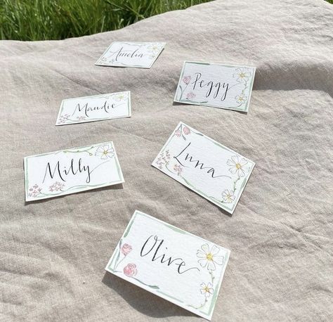 Name Tags For Dinner Table, Table Name Cards Birthday, Garden Party Place Cards, Tea Party Name Place Cards, Tea Party Name Tags, Dinner Name Place Cards, Dinner Name Tags, Tea Party Place Cards, Party Name Tags