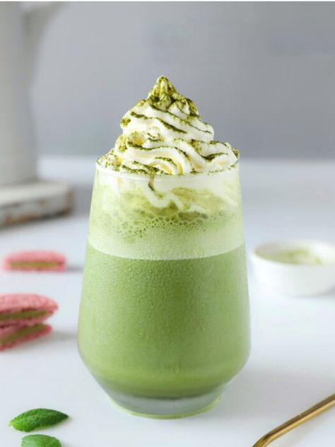 What do you like to have on a summer day. How about match? Starbucks Matcha Green Tea Latte Recipe, White Chocolate Whipped Cream, Starbucks Matcha Green Tea, Green Tea Latte Recipe, White Chocolate Matcha, Matcha Hot Chocolate, Whipped Pumpkin, Matcha Green Tea Recipes, Starbucks Matcha