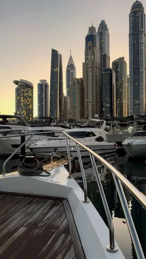 Kings Of Sin, Solo Traveling, Dubai Architecture, Dubai Vacation, Dubai Aesthetic, Dubai Lifestyle, Yacht Life, Boutique Interior, Future Lifestyle