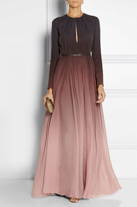 Sukienki Maksi, Baju Kahwin, Maxi Dress Evening, Hijabi Fashion, Indian Designer Wear, Mode Inspiration, Long Dresses, Hijab Fashion, Modest Fashion