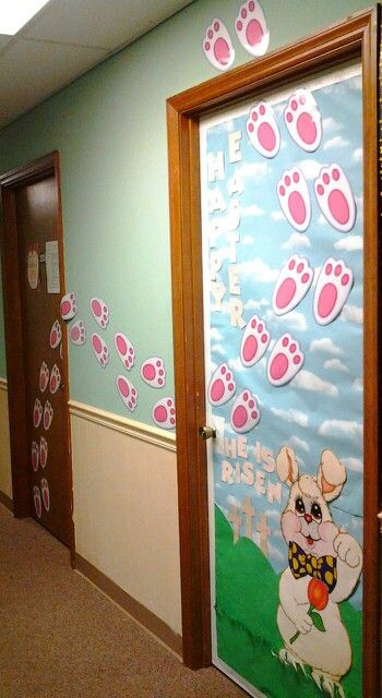 My Easter Classroom Door Picture 2...my classroom has 2 doors but only 1 is utilized so I decided to put bunny tracks across both doors. Door Ideas For Classroom, Easter Classroom Door, Easter Classroom Decorations, Easter Door Decorations, Easter Classroom, Preschool Pictures, Spring Door Decoration, Easter School, School Door Decorations