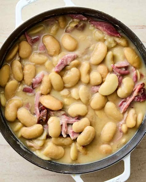 Southern Butter Beans, Smoked Turkey Wings, Butter Beans Recipe, Dried Bay Leaves, Ham Hock, Hosting Dinner, Host Dinner Party, Lima Beans, Bouillon Cube