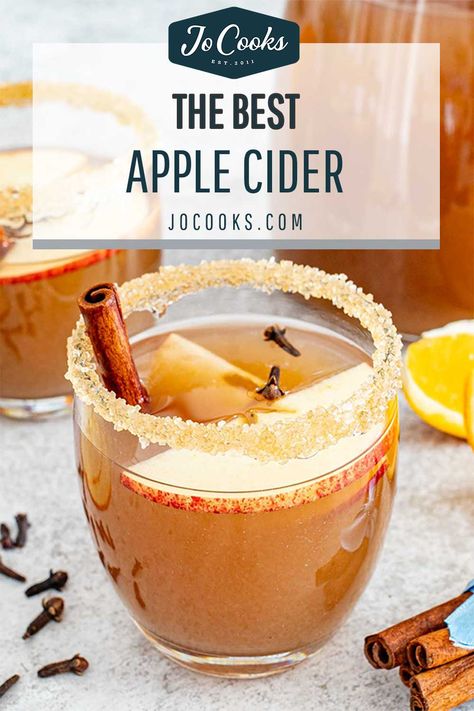 Warm up with this comforting Homemade Apple Cider 🍎 Bursting with fresh apples, oranges, and autumn spices, it's the perfect fall drink. #AppleCider #FallBeverage Apple Cider Recipe Homemade, Apple Cider Homemade, Apple Cider Drinks, Apple Cider Uses, Apple Cidar, Fall Cider, Fall Apple Cider, Autumn Spices, Apple Cider Drink