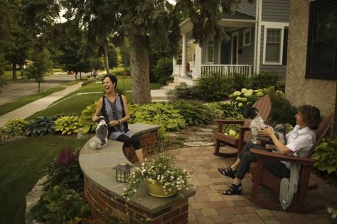 Front-yard patios: Making neighborhoods more neighborly Front Porch Conversation Area, Front Courtyard Design Ideas, Gravel Front Patio, Front Yard Hang Out Area, Front Yard Party Set Up, Front Sitting Area Outdoor, Front Courtyard Ideas Court Yard Patio, Front Yard Sitting Area Ideas, Front Yard Seating