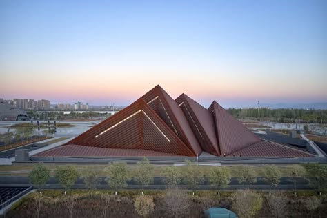 Foster + Partners, Chaoying Yang · Datong Art Museum · Divisare Pyramid Architecture, Pyramid Roof, Passive Design, Foster Partners, Cultural Architecture, Art Storage, Graduation Project, Space Architecture, Architecture Inspiration