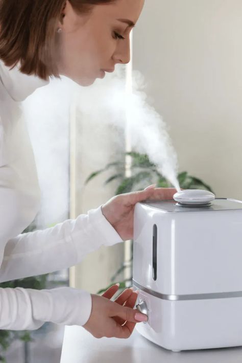 What Does A Humidifier Do? What Are The Benefits of Using A Humidifier? Humidifier Benefits, Humidifiers, Fallen In Love, Juicing Recipes, Beauty Treatments, Diy Beauty, Improve Yourself, Healthy Living, Health And Wellness