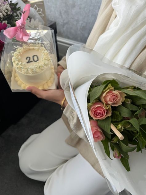 20 Year Old Birthday Aesthetic, Mini 20th Birthday Cake, 20th Birthday Celebration, 20th Birthday Aesthetic Photos, Solo Birthday Aesthetic, 20th Bday Aesthetic, Bento Cake 20th Birthday, Birthday Ideas For Women In Their 20s, Turning 20 Aesthetic