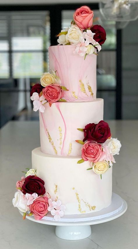 Pink Marble Wedding Cake, 3 Tier Floral Cake, 1 Tier Cake With Cupcakes, 3 Tiered Cake Ideas, 3 Tier Birthday Cake Ideas, Send Off Cake Ideas, 3tier Wedding Cake Design, 3 Tier Cake Ideas, 3 Tier Cake Designs