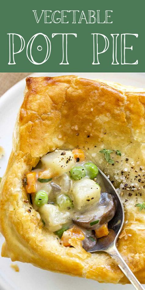 Vegetable Pot Pie Recipe, Vegetable Pot Pie, Vegetarian Pot Pie, Vegetable Pot Pies, Pot Pie Recipe, Pot Pies Recipes, Veggie Meals, Pot Pies, Tasty Vegetarian Recipes