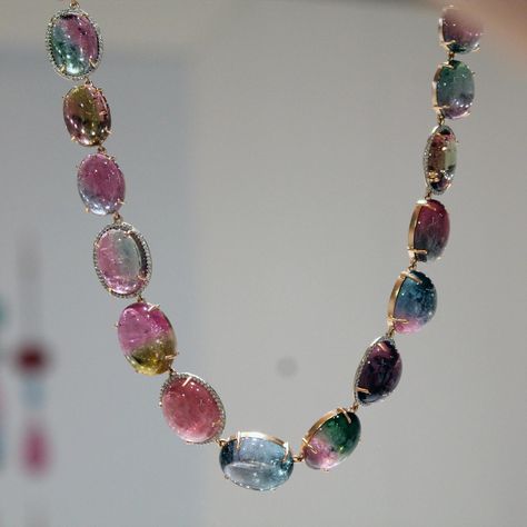 Bi-colour tourmaline necklace with diamonds | Irene Neuwirth | The Jewellery Editor Watermelon Tourmaline Jewelry, Colourful Jewellery, Inexpensive Jewelry, The Bling Ring, Tourmaline Jewelry, Irene Neuwirth, Jewelry Aesthetic, Tourmaline Necklace, Watermelon Tourmaline