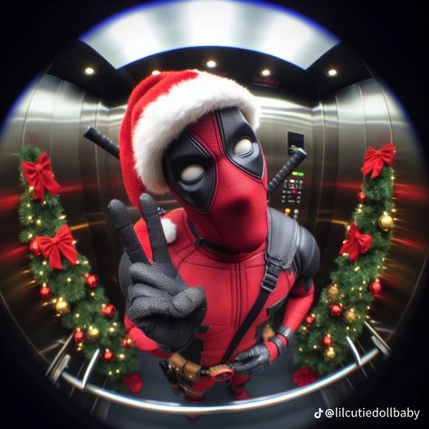 Deadpool — Made by: lilcutiedollbaby (TikTok) Miles Morales Christmas Icon, Deadpool Christmas Pfp, Design Profile Picture, Deadpool Christmas, Christmas Profile Pictures, Christmas Pfps, Profile Picture Pfp, Deadpool Art, Deadpool Marvel