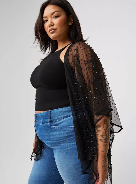 Studded Ruana Torrid Outfits, Torrid Fashion, Affordable Plus Size Clothing, Disney Leggings, Fitted Wedding Dress, Shoes For Leggings, Plus Size Clothes, Dress With Cardigan, Bra Cups