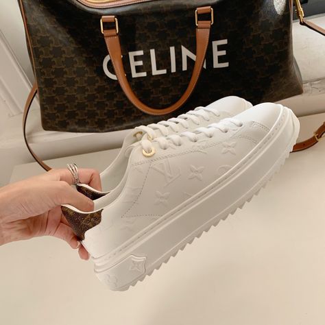 #lv #louisvuittonhandbags #shoes #sneakers Expensive Sneakers, Channel Shoes, Designer Sneakers Women, Louis Vuitton Shoes Sneakers, Lv Sneakers, Louis Vuitton Sneakers, Expensive Shoes, Woman Casual, Lv Shoes