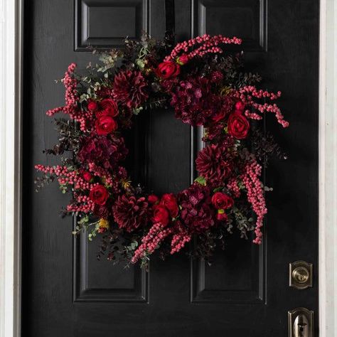 Black Wreaths For Front Door, Burgundy Wreath, Hydrangea Pink, Wreath Inspiration, Pink Ranunculus, Fall Hydrangea, Fall Decor Wreaths, Autumn Wreaths For Front Door, Red Wreath