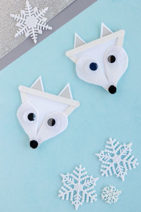 Artic Fox Craft For Preschoolers, Arctic Fox Crafts For Kids, Artic Fox Activities For Kids, Arctic Fox Crafts, Arctic Fox Craft Preschool, Artic Animals Arts And Crafts, Arctic Animals Art, Fox Craft Preschool, Arctic Fox Craft