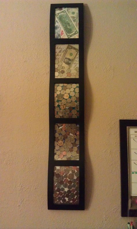 This is a fun cool looking way to display your coin collect. Foreign Coin Display, Diy Coin Display, Coin Collection Display Ideas, Foreign Currency Display Ideas, Coin Art Ideas, Coin Collection Display, Coins Art Ideas, Foreign Money, Coin Frame