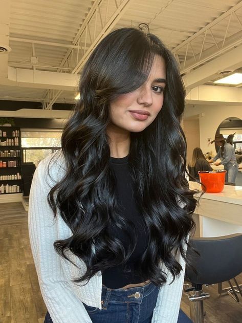 Curls With Long Layers, V Neck Hairstyles Prom, Curled Hairstyles With Curtain Bangs, Loose Curls With Curtain Bangs, Blowout Waves Loose Curls, Curled Hair Curtain Bangs, Long Layers Curled, Curtain Bangs And Curls, Curled Hair With Layers